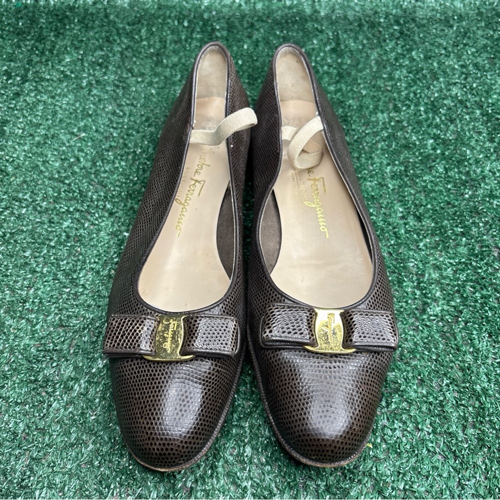 Salvatore Ferragamo Boutique Womens Loafers Flat Bow Brown Leather Size 9 AA